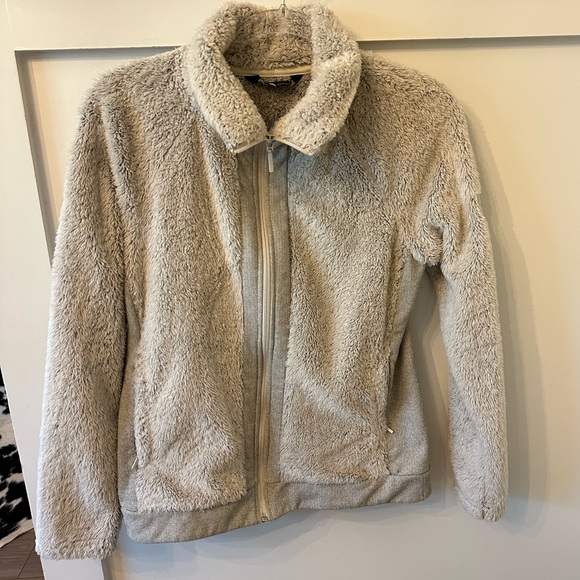 Gently Used Small/Petite Women’s Northface Fleece Jacket in Grey - Picture 2 of 9